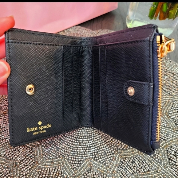 Kate Spade - NWOT Blue Floral Wallet 💙 - Picture 7 of 12